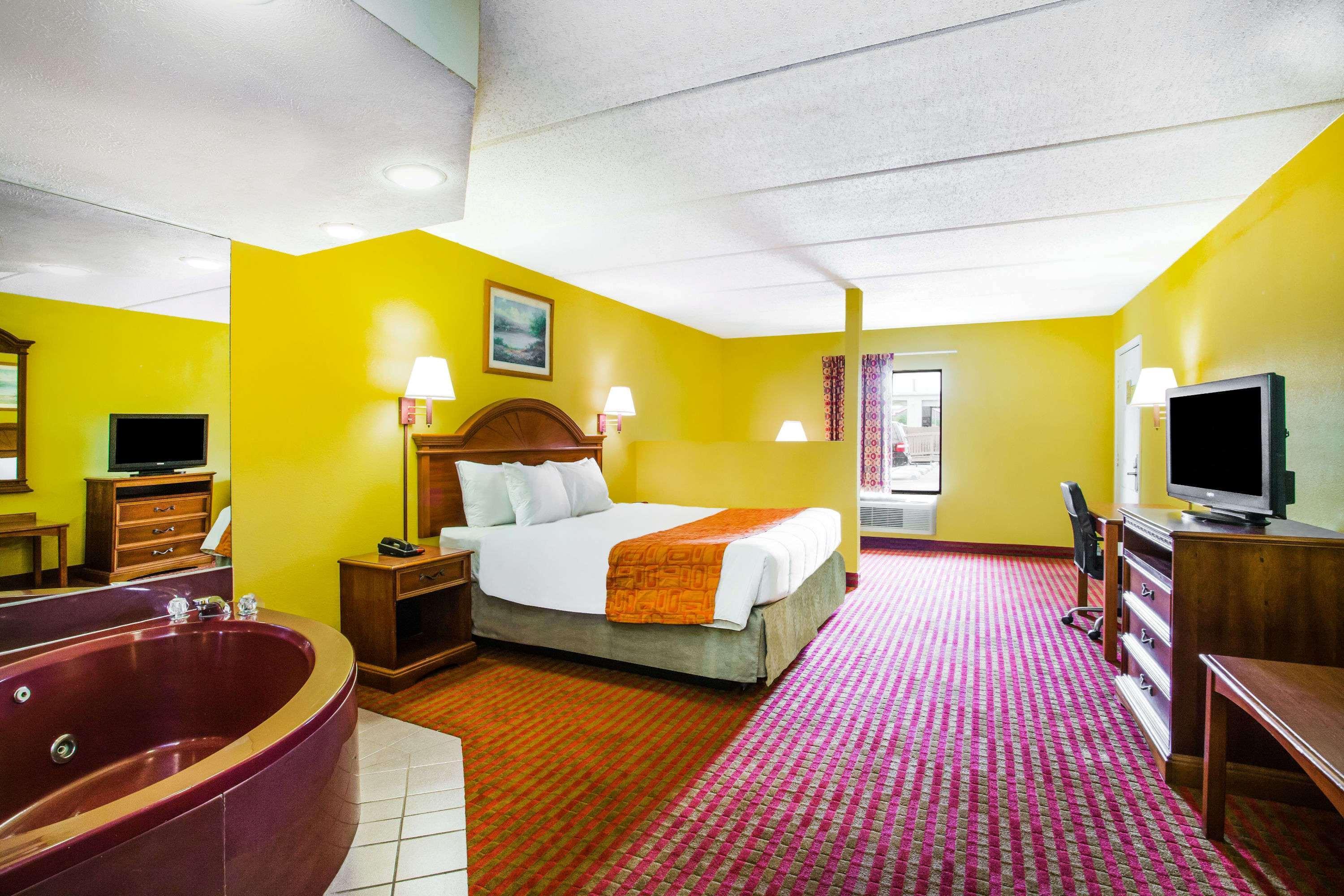 Howard Johnson By Wyndham Panama City Exterior foto