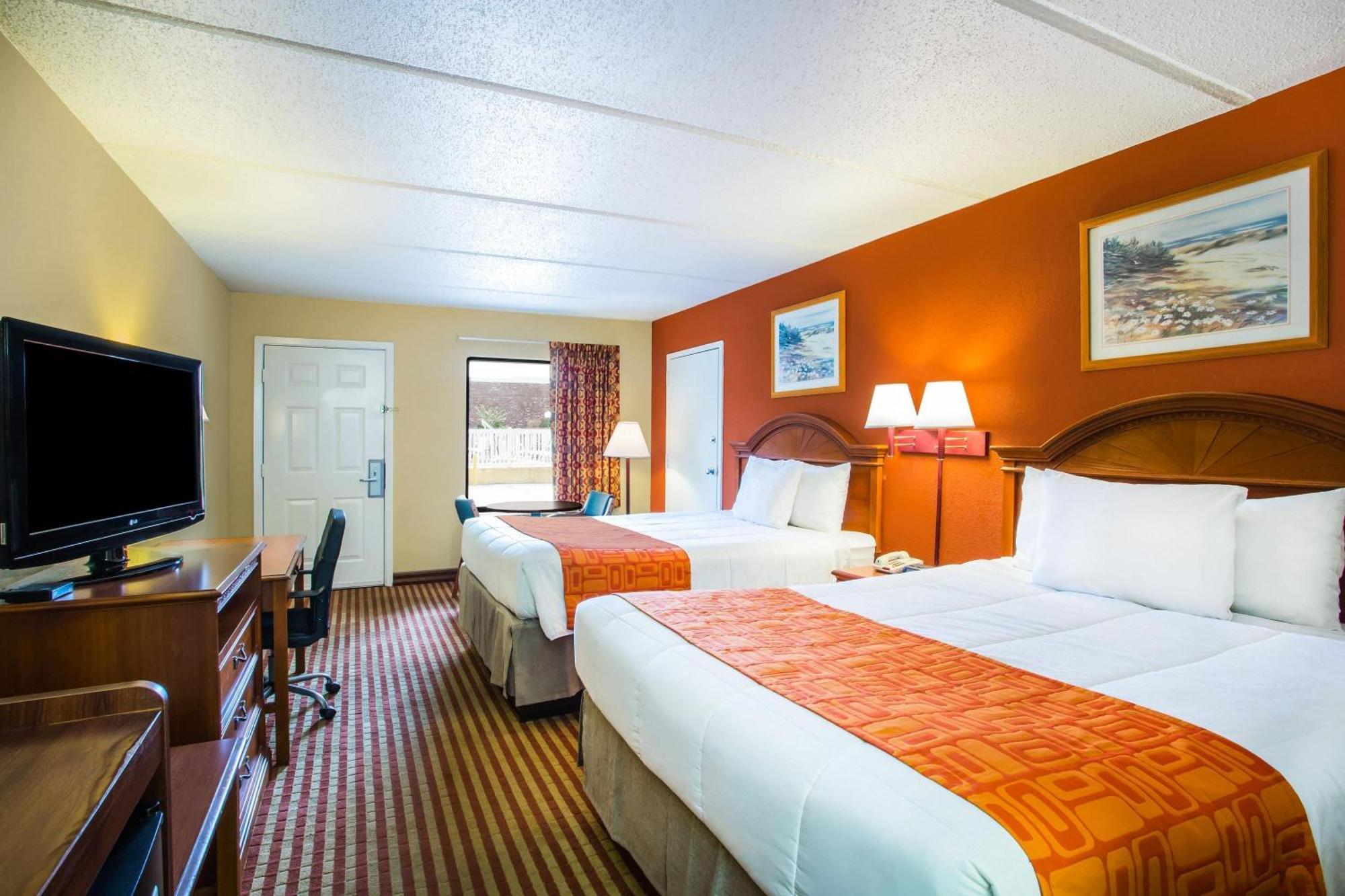 Howard Johnson By Wyndham Panama City Exterior foto